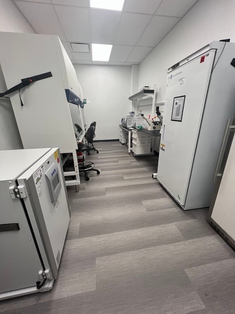 TwentySeven Labs laboratory facilities with electrochemistry, bioconjugation, and clean room capabilities
